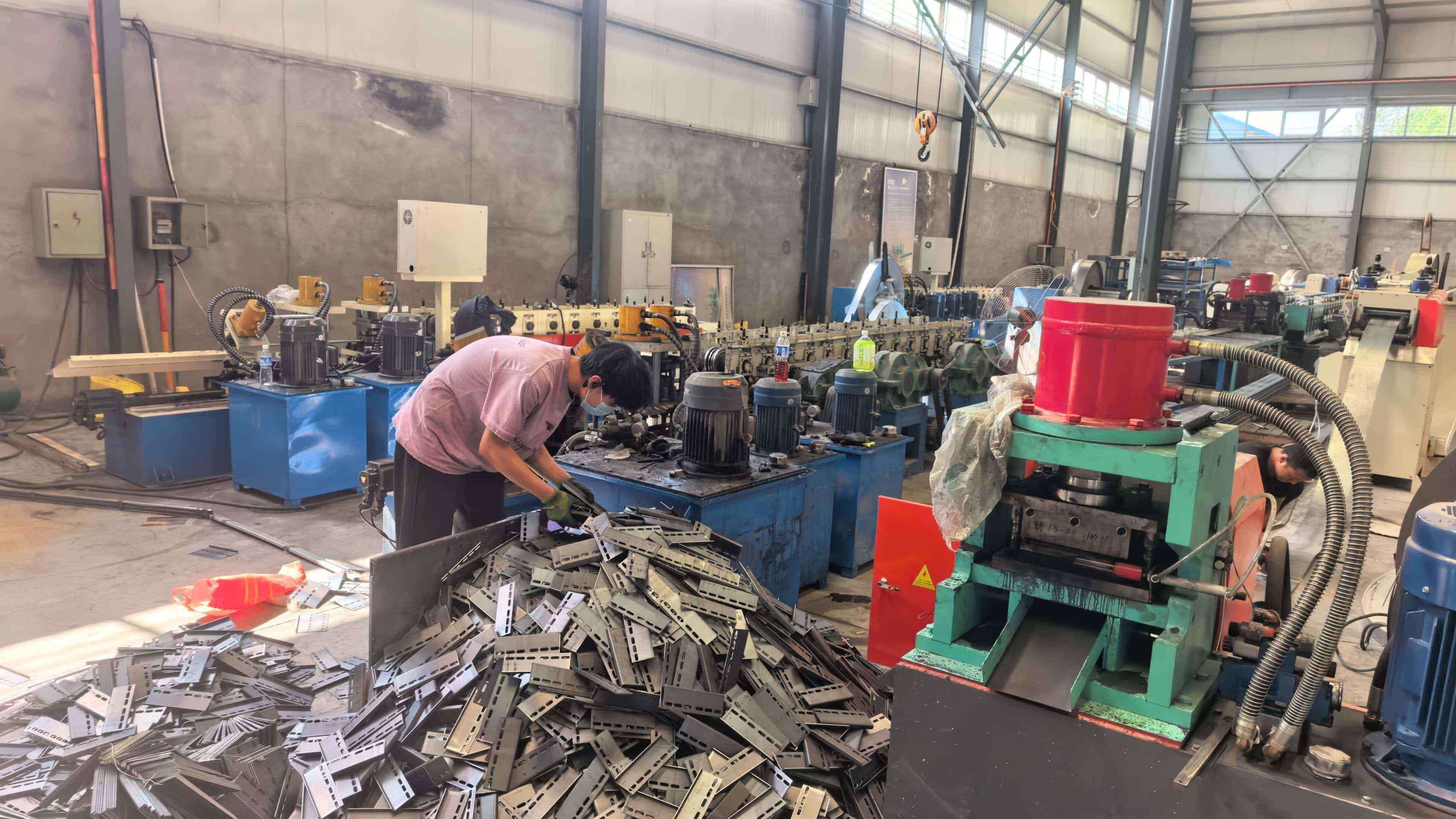 烟台市室外桥架锌铝镁桥架 - 哪里好